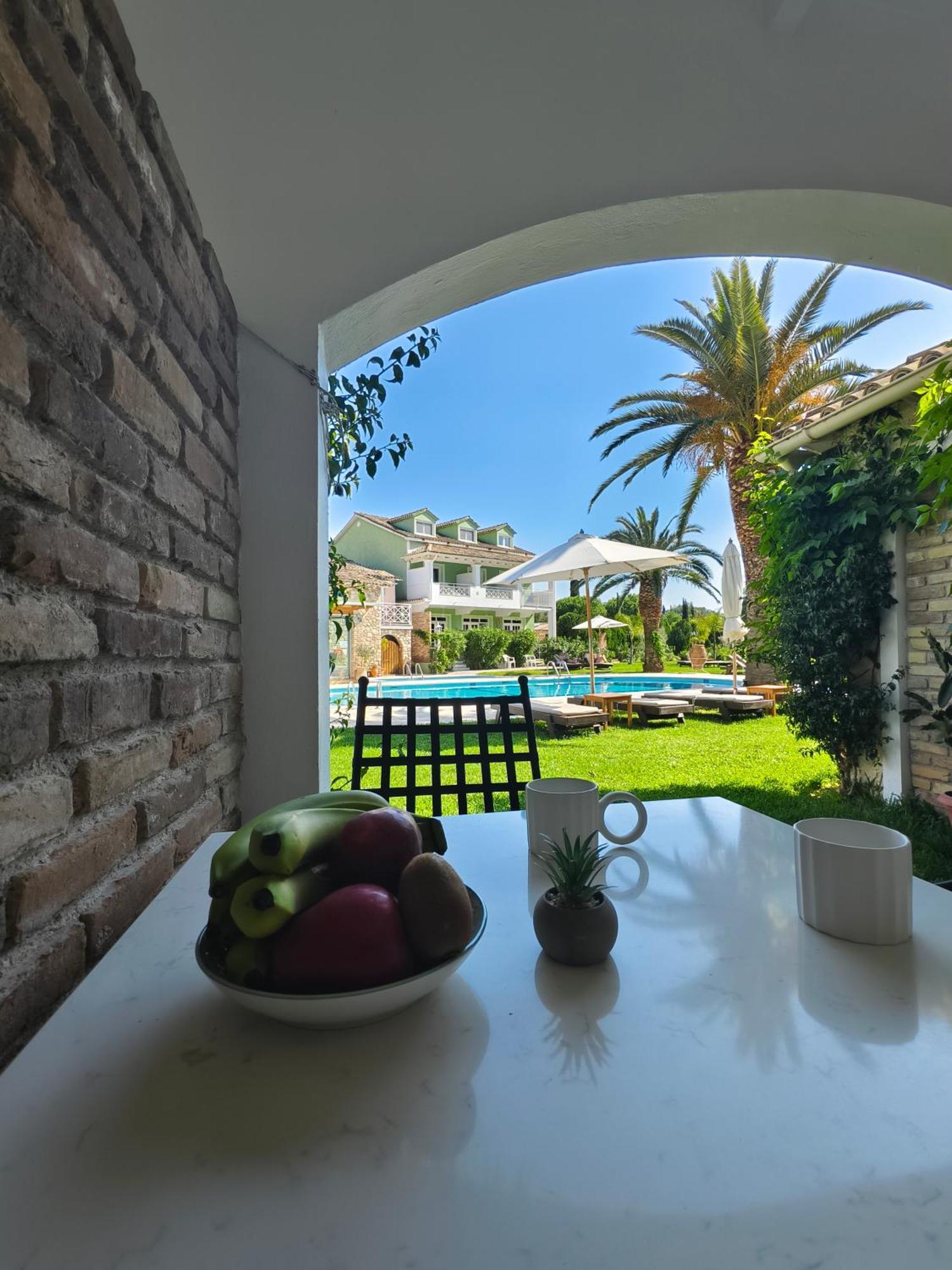 Valentino Corfu Lejlighedshotel Ypsos Eksteriør billede